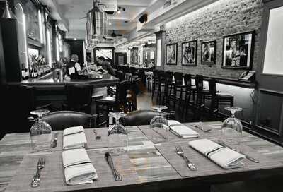 Resolution 39 Bar And Restaurant