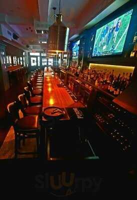 Resolution 39 Bar And Restaurant