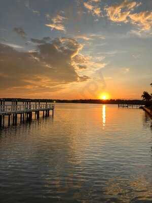 Doc Ford's Rum Bar & Grille - Jungle Terrace