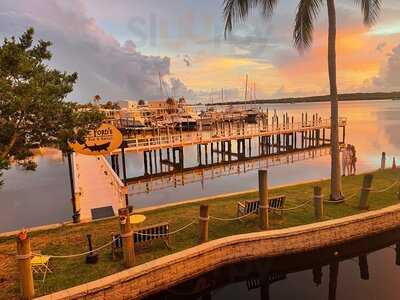 Doc Ford's Rum Bar & Grille - Jungle Terrace