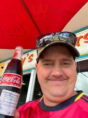 Betty's Burgers Honolulu