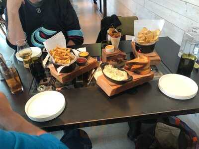 The Bar At Chihuly Garden And Glass