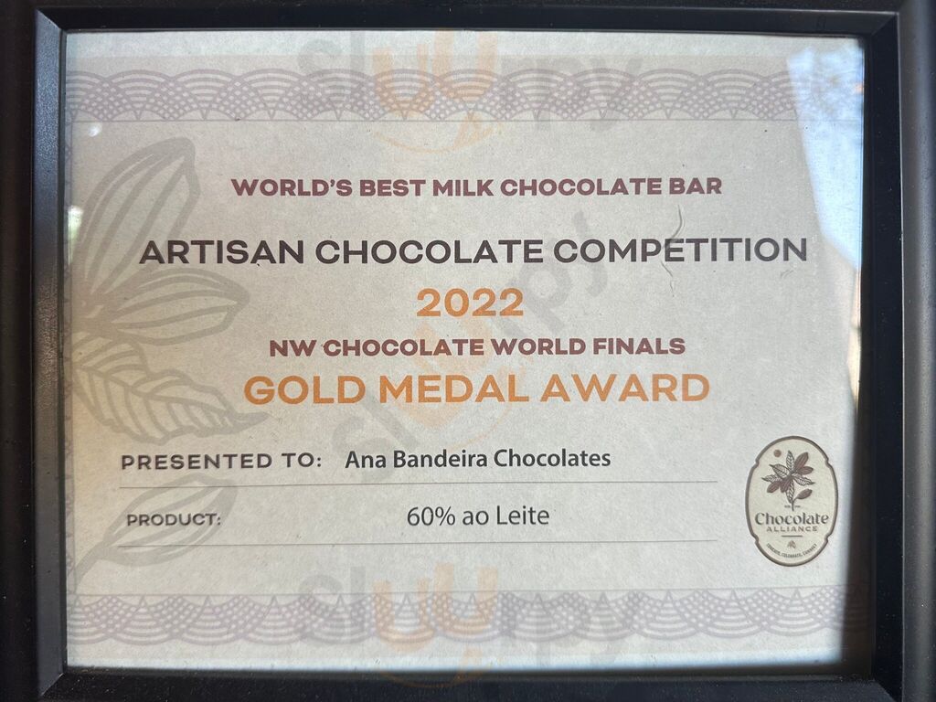 Ana Bandeira Chocolates Cafe