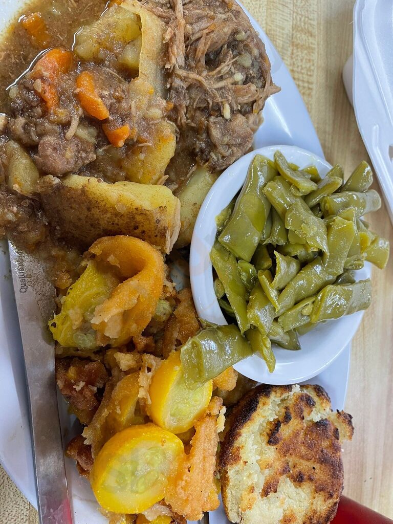 Dottie's Kitchen Country Cooking