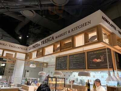 Proper Eats Food Hall