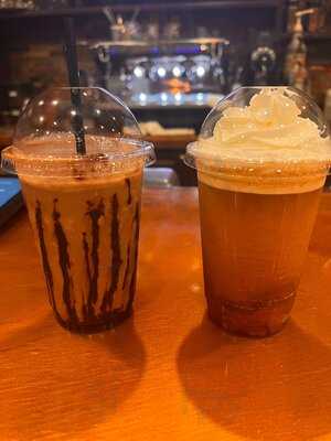 Cloud Parlor Kava Bar & Cafe