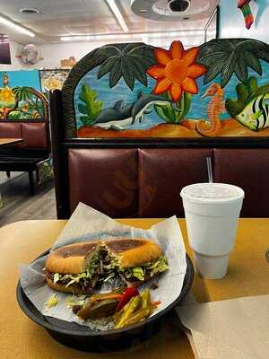 Leslie's Mexican Supermarket