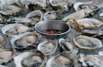 The Seaside - Seafood Raw Bar Wine