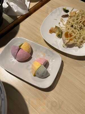 Maru Sushi & Ramen Bar