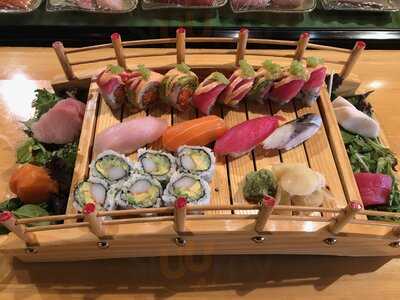 Maru Sushi & Ramen Bar