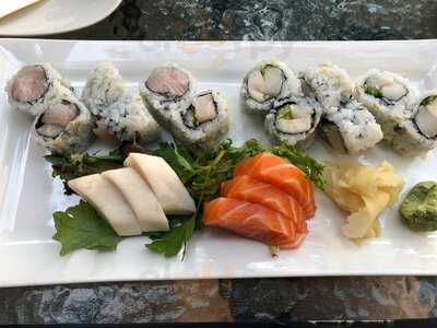 Maru Sushi & Ramen Bar