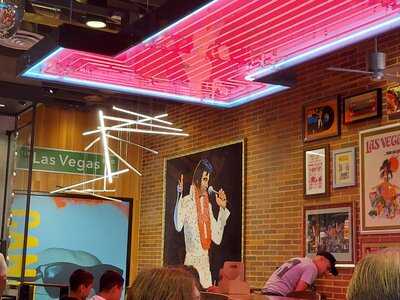 Raising Cane's Chicken