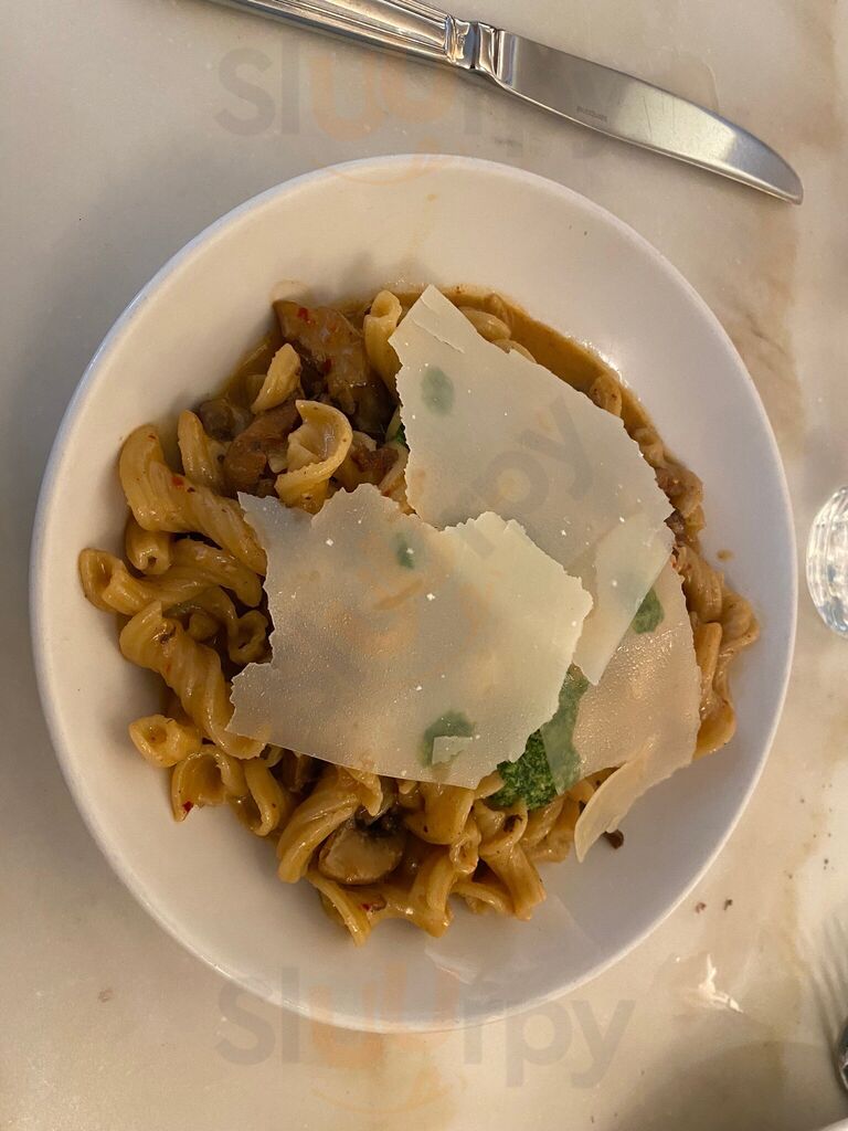 La Pecora Bianca Upper West Side