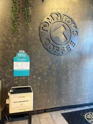 Tom N Toms Coffee