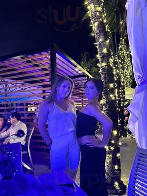 Noma Beach At Redfish