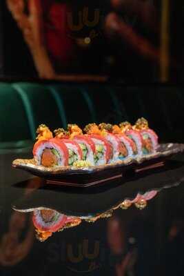 Level Restaurant & Bar