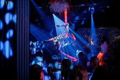 Level Restaurant & Bar