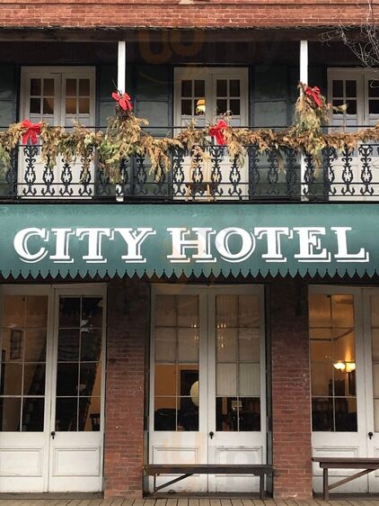 Columbia City Hotel Restaurant