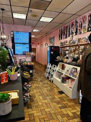 Lucky Cat Boba Tea & Taiyaki