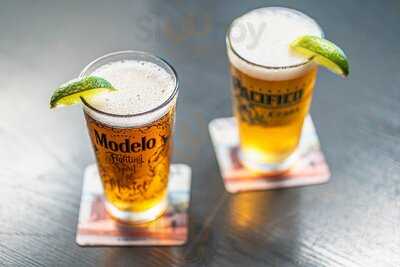 Take The Bait Seafood Bar