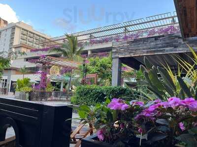 Liliha Bakery Restaurant