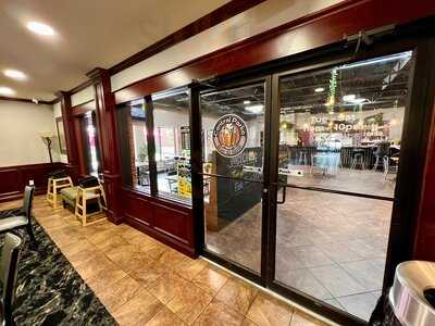 Central Parke Bar & Grill