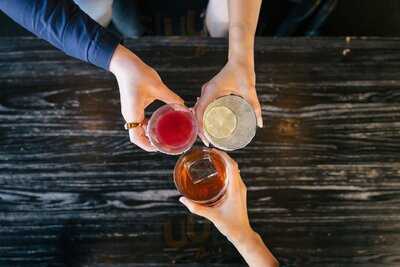 Block 3 Kitchen & Bar