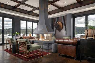 Block 3 Kitchen & Bar