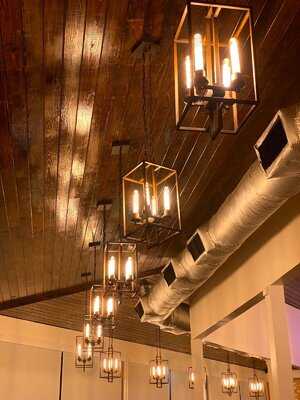 La Pasha Lounge & Grill