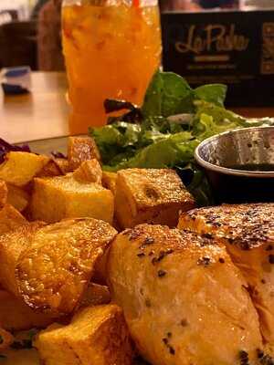 La Pasha Lounge & Grill