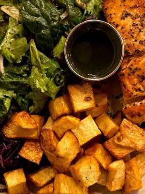 La Pasha Lounge & Grill