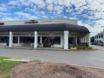 Another Broken Egg Cafe