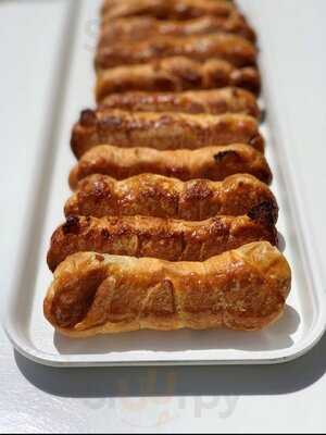 Mecatos Bakery & Cafe