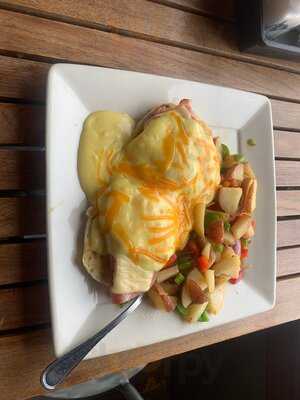 Rulu’s 66 Bar And Grill