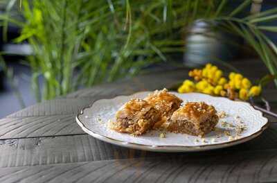 Mimoza Mediterranean Restaurant