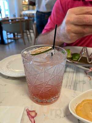 Gold Coast Kitchen + Cocktails