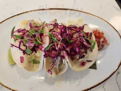 Gold Coast Kitchen + Cocktails