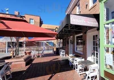 Denzel's Shark Bar And Grill