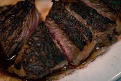 Benny John's Bar And Grill