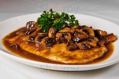 Benny John's Bar And Grill