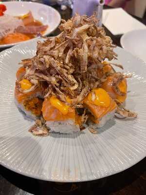 Taru Sushi And Sake House