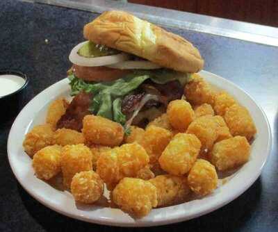 Spectator's Bar & Grill