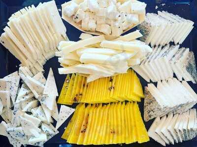 Orobianco Italian Creamery - Blanco