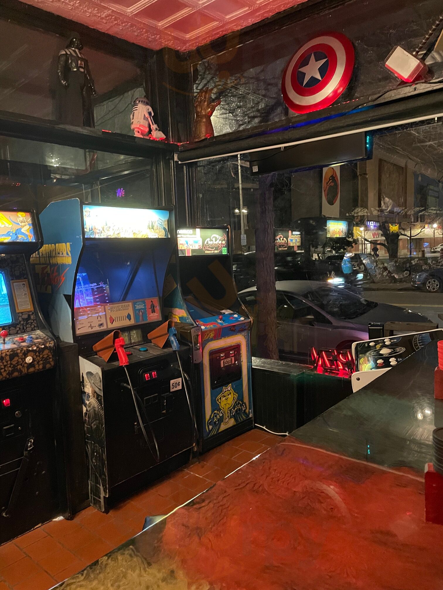 1up Arcade & Pub