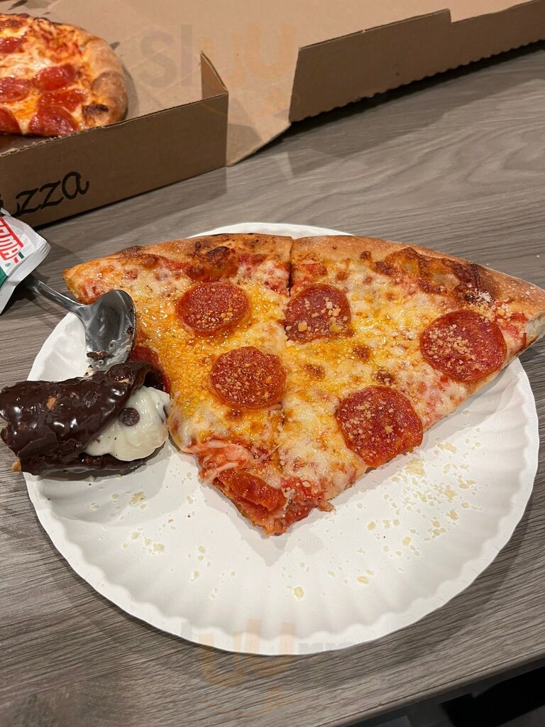 Solle's Pizza - Madison