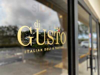 Digusto Italian Deli & Tasting