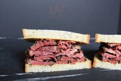 Berg's Smoked Meats And Poutine