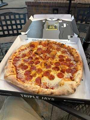 Triple Jays Pizza