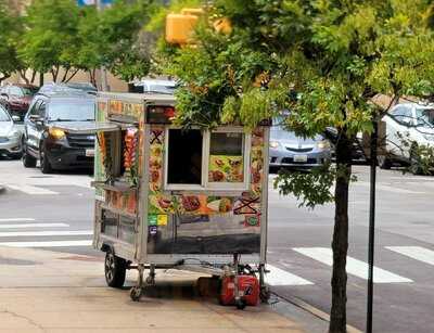 Yomna's Halal Cart