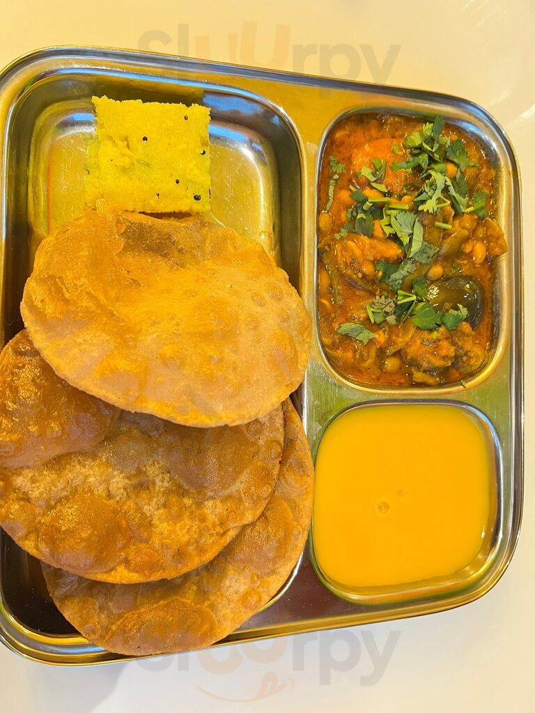 Rajwadi Thali, Chaat & Sweets (fremont)